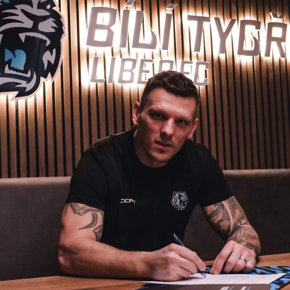 Kapitán libereckých hokejistů Radim Šimek, foto: www.hcbilitygri.cz